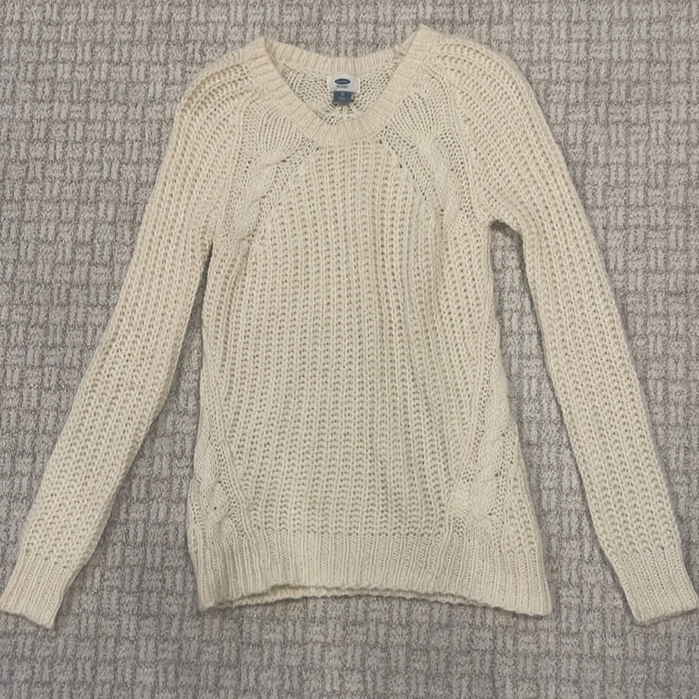 Old Navy sweater